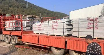 漳州 芝麻灰花岗岩光面毛板出货日常