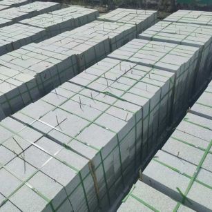 漳州 芝麻白1.8公分火烧300*600地铺，清仓大甩卖