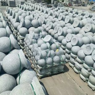 漳州 花岗岩实心圆球，石球，挡车球，挡车石，车止石，路障石。