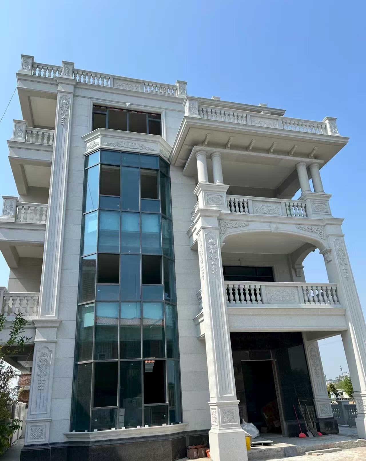 漳州 芝麻白花岗岩别墅外墙干挂效果展示