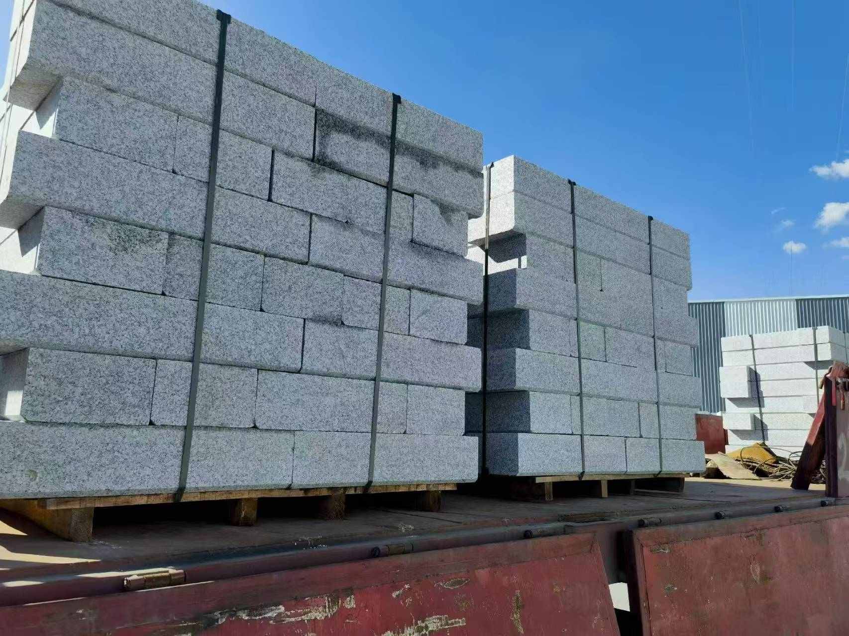 漳州 路沿石装车出货