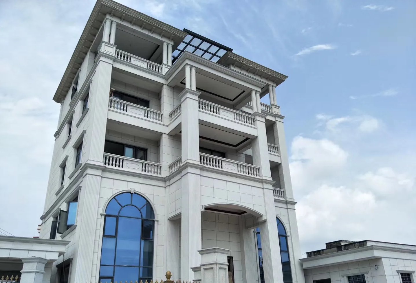 漳州芝麻白别墅干挂效果展示