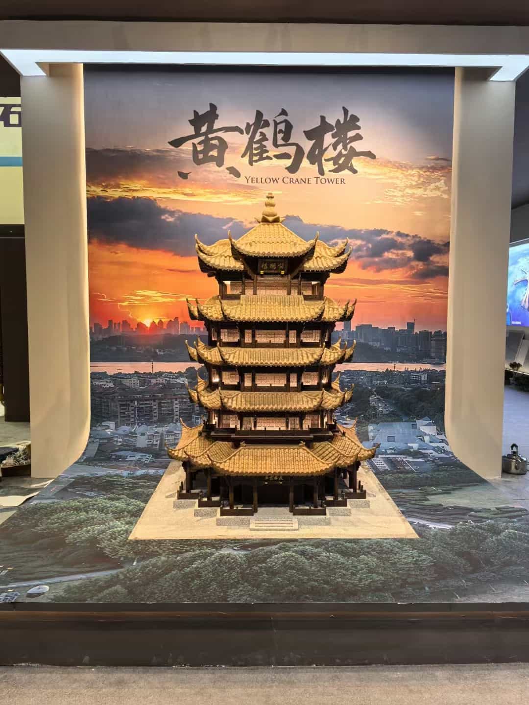 漳州仿古石文创作品-黄鹤楼
