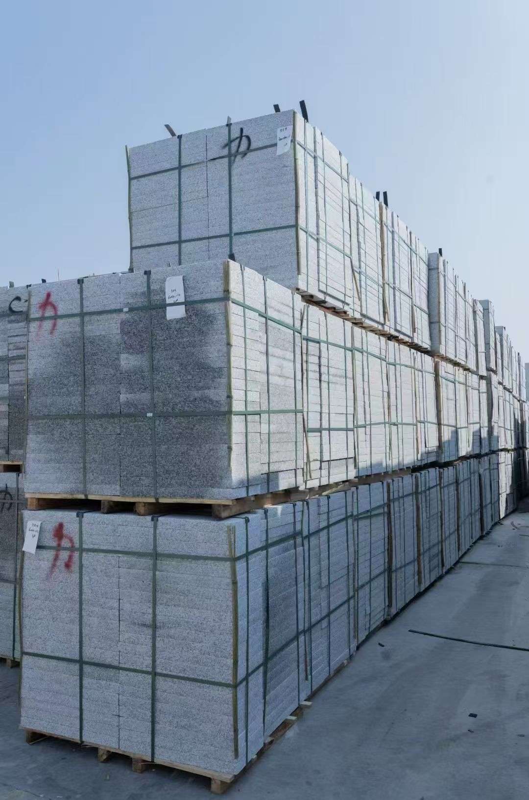 漳州 芙蓉白、大花白、小白花荔枝面成品地铺石