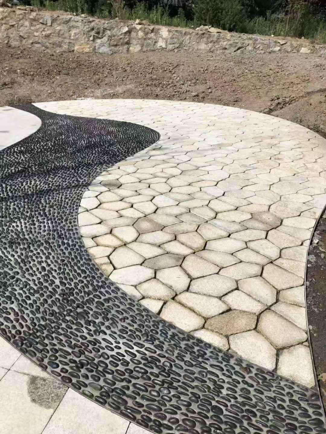 漳州 黄金麻冰裂缝室外铺装效果完美展示