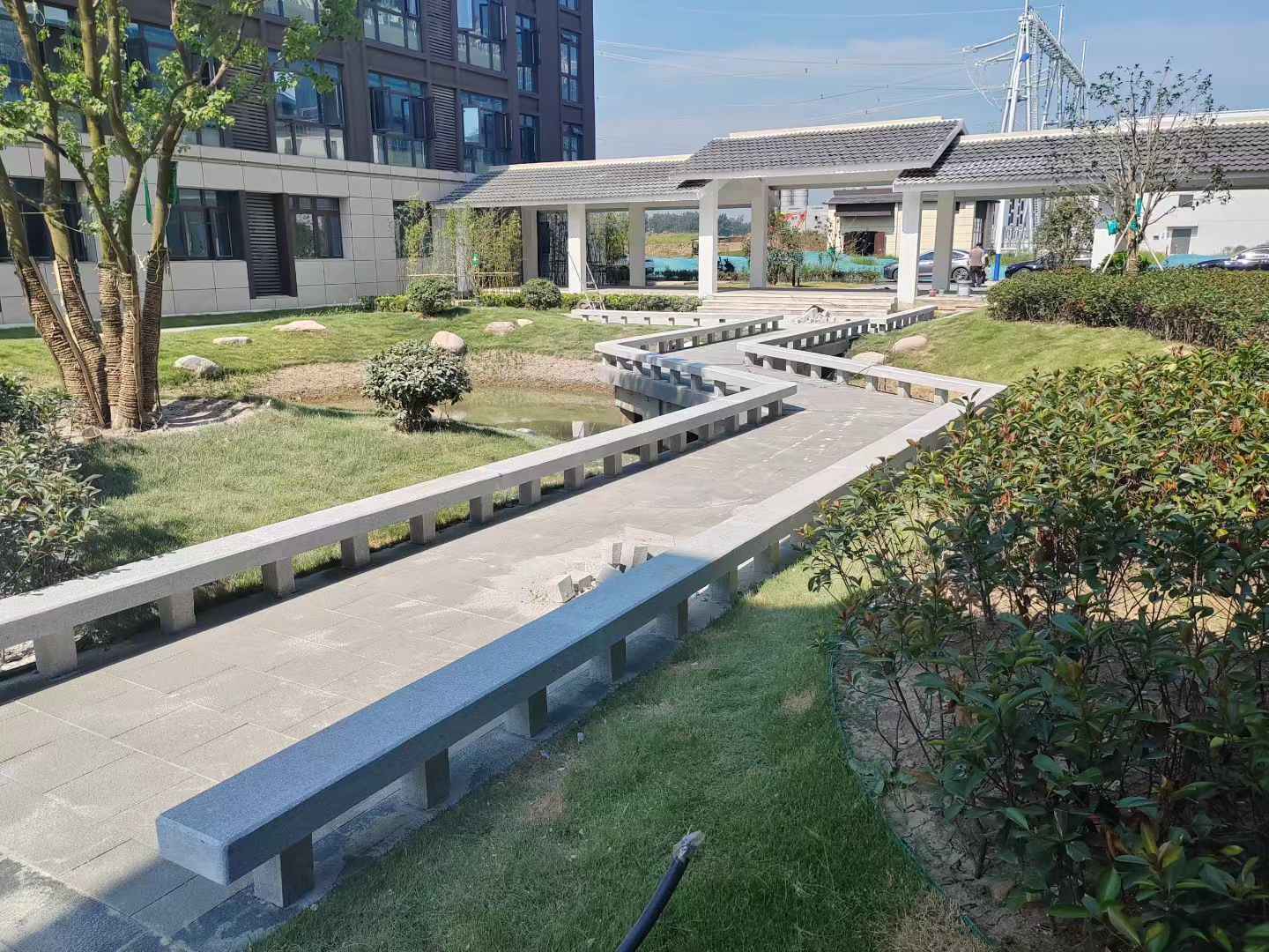 漳州 芝麻灰小区坐凳&栏杆安装效果