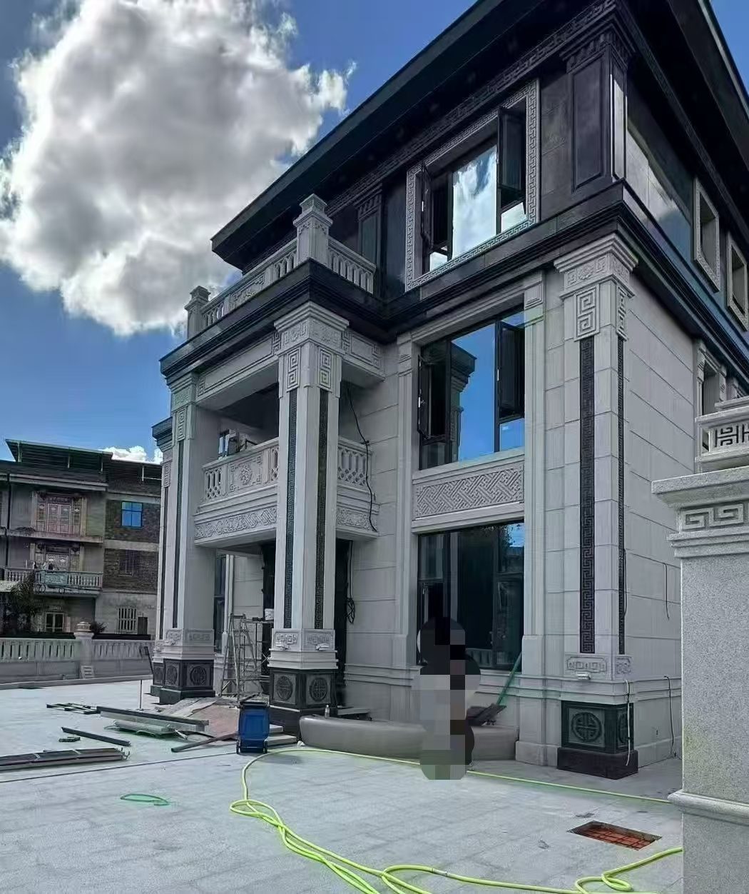 漳州 别墅干挂，芝麻白与芝麻黑完美配合