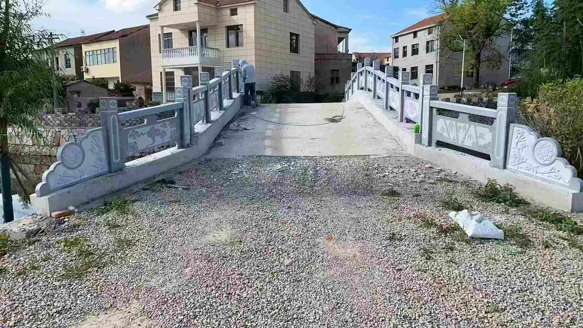 漳州 芝麻灰花岗岩桥栏杆